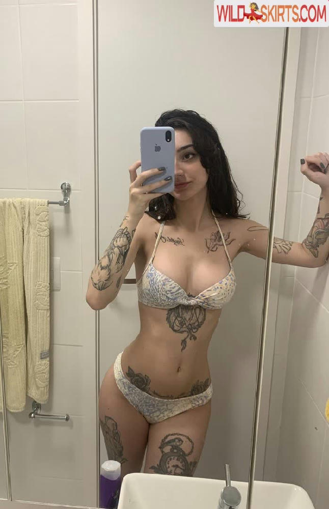 Caputile / Letícia Caputi / caputile nude Instagram leaked photo #30