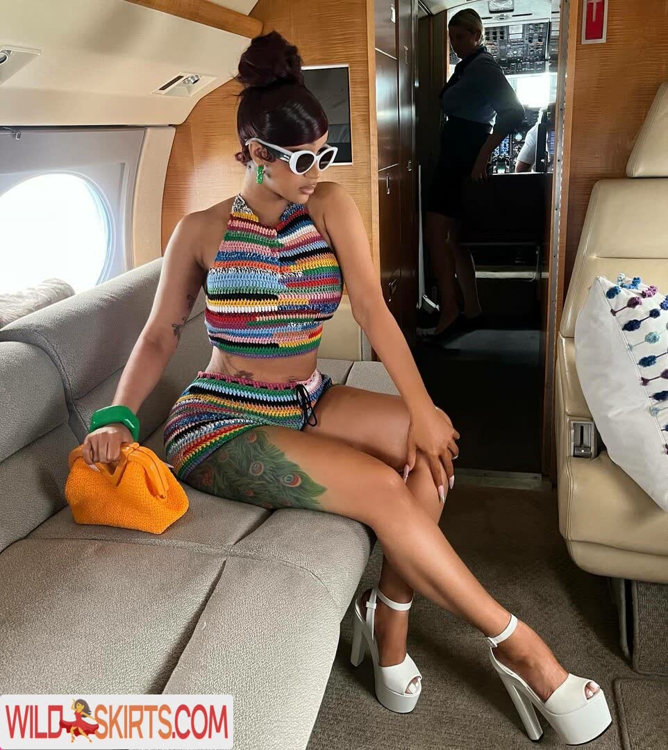 Cardi B / iamcardib nude OnlyFans, Instagram leaked photo #5