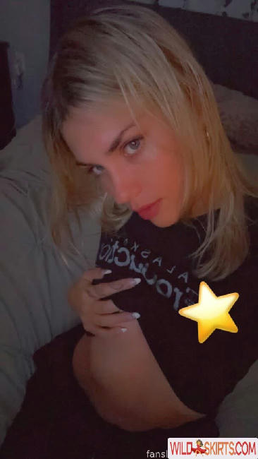 carebabyxxx / car0linex_x / carebabyxxx nude OnlyFans, Instagram leaked photo #9