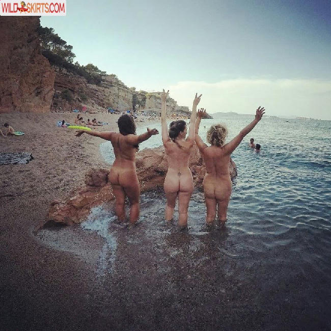 carinamoreschi / camoreschi / carinamoreschi nude OnlyFans, Instagram leaked photo #344