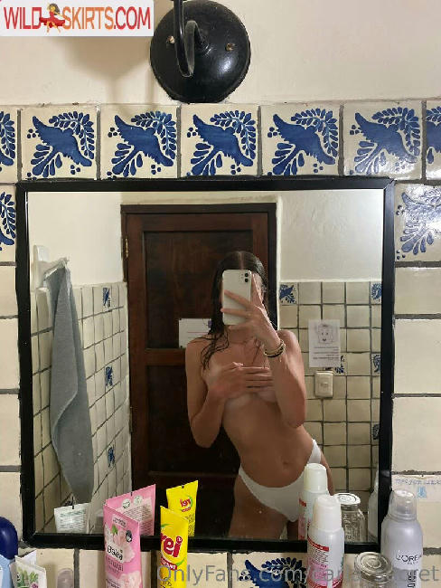 carla_secret / carla.secret / carla_secret nude OnlyFans, Instagram leaked photo #35