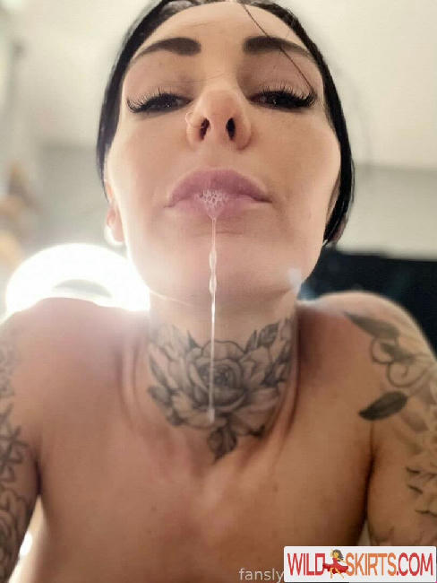 CarmenDivine / carmen_divine / carmendevine nude OnlyFans, Instagram leaked photo #11