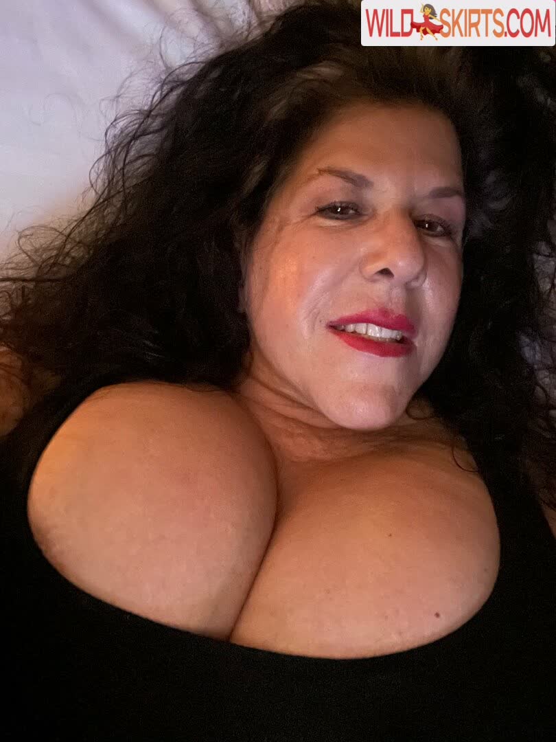 Carol Foxxx / CarollFoxx / Xratedwife nude OnlyFans, Instagram leaked photo #3