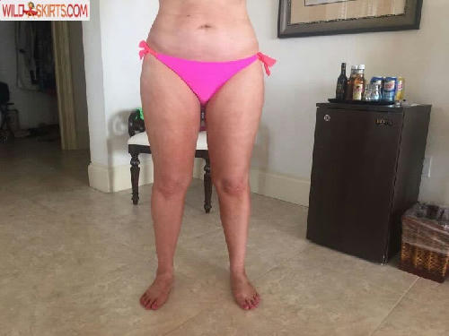 Carol Kirkwood nude leaked photo #2
