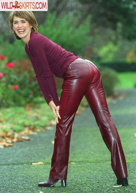 Carol Smillie / carolsmillieofficial nude Instagram leaked photo #12