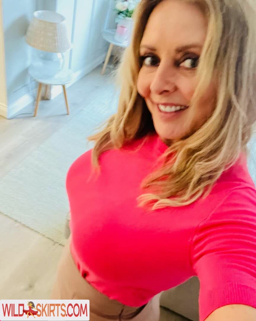 Carol Vorderman / carolvorders nude Instagram leaked photo #10