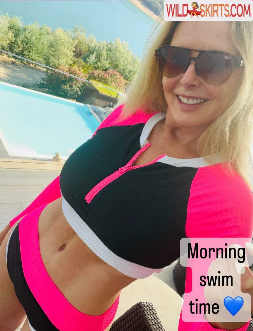 Carol Vorderman / carolvorders nude Instagram leaked photo #5