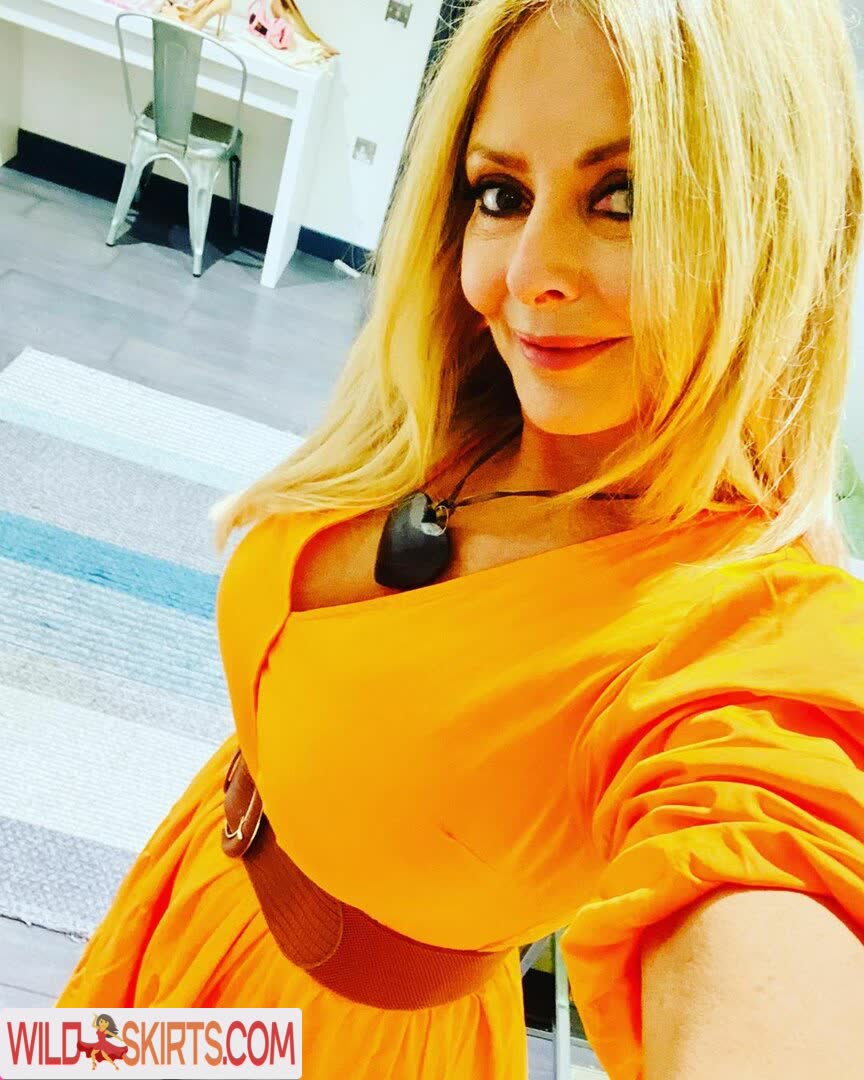 Carol Vorderman / carolvorders nude Instagram leaked photo #7