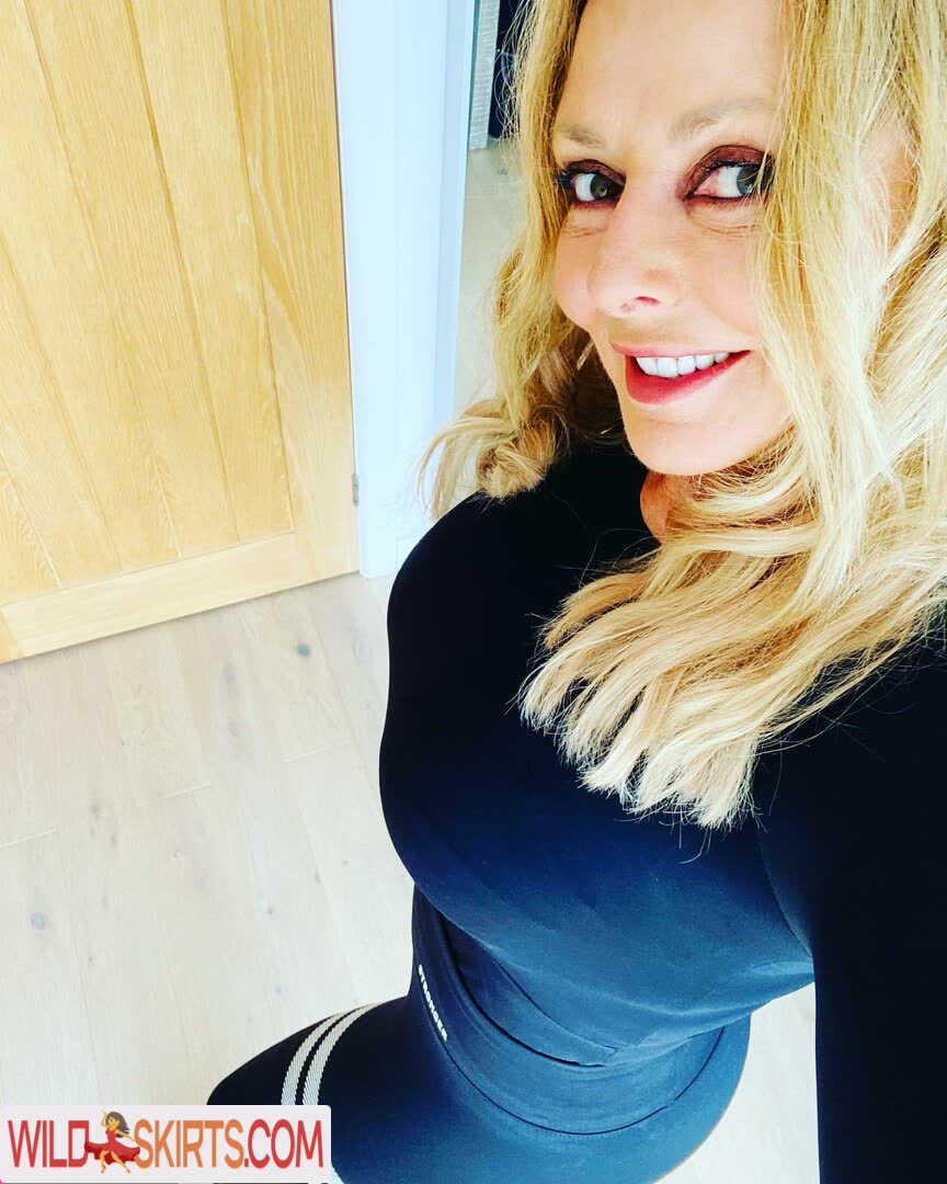 Carol Vorderman / carolvorders nude Instagram leaked photo #7