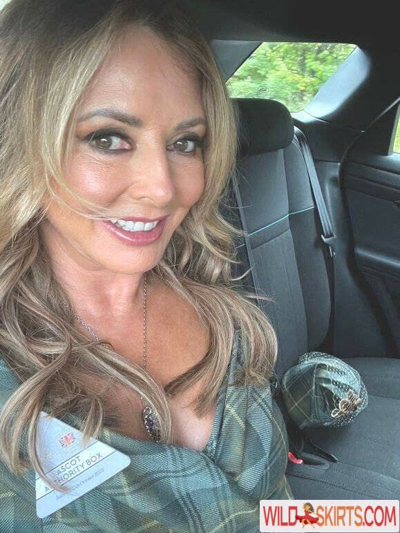 Carol Vorderman / carolvorders nude Instagram leaked photo #13