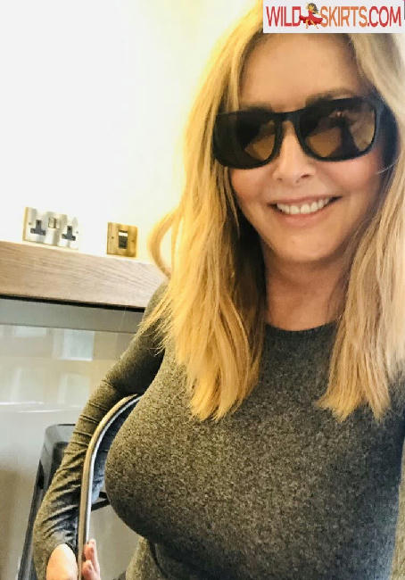 Carol Vorderman / carolvorders nude Instagram leaked photo #577