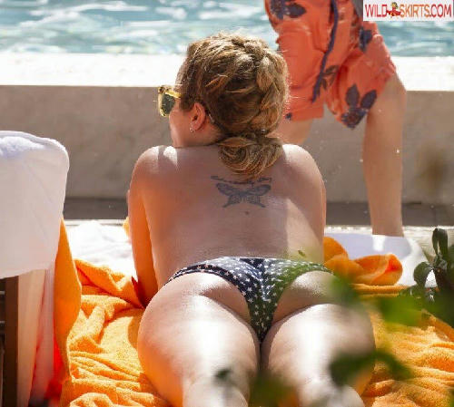 Caroline Flack / carolineflack nude Instagram leaked photo #21