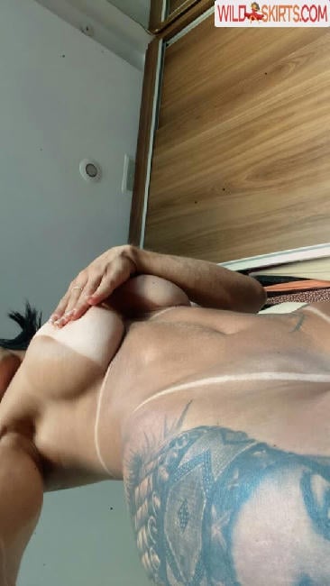 Caroline Martins / caroline_gl_martins / carolinemartins / carollmartins94 nude OnlyFans, Instagram leaked photo #9