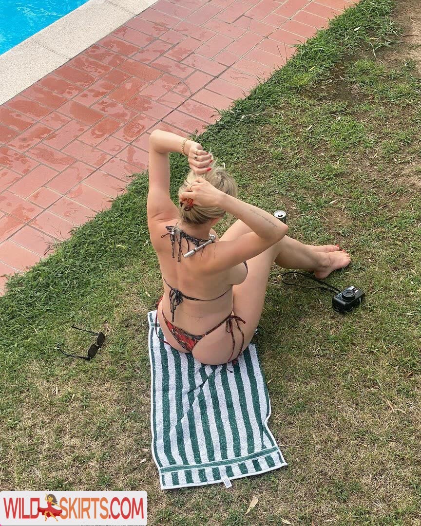 Caroline Vreeland / carolinevreeland / carovreeland nude OnlyFans, Instagram leaked photo #12