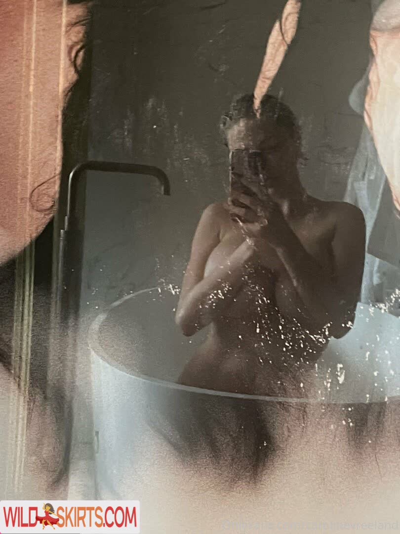 Caroline Vreeland nude leaked photo #714