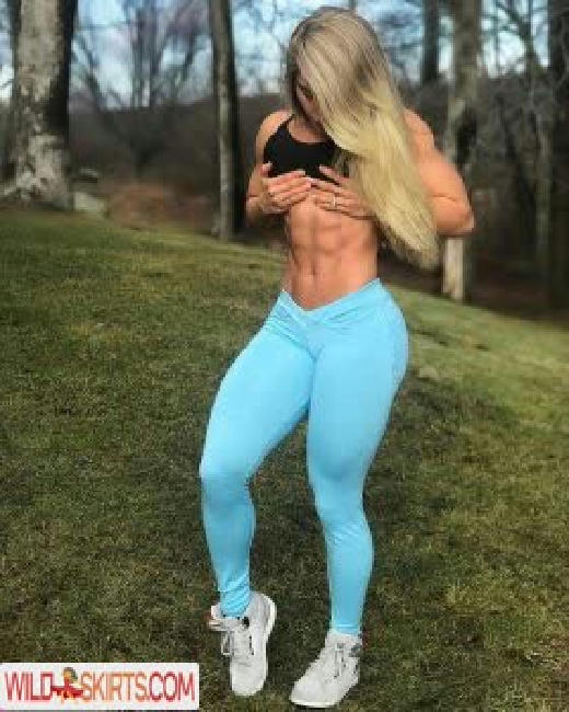 Carriejune / Anne Bowlby / carrieann / misscarriejune nude OnlyFans, Instagram leaked photo #100