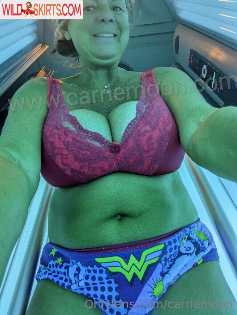 Carriemoon nude leaked photo #9