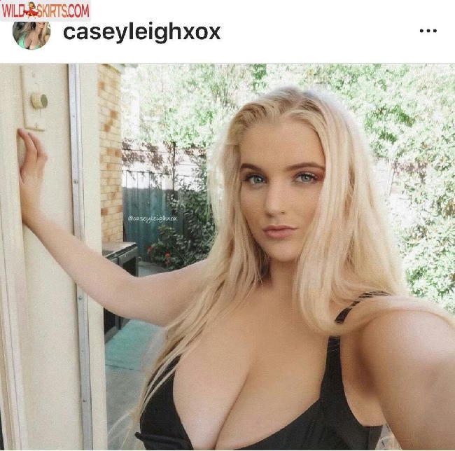 Casey Leigh / Caseyleighxox / carolinababy95 / caseyleighx / theprivatelifeofcasey nude OnlyFans, Instagram leaked photo #26