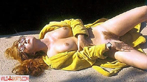 Cassandra Peterson / Elvira / therealelvira nude Instagram leaked photo #94