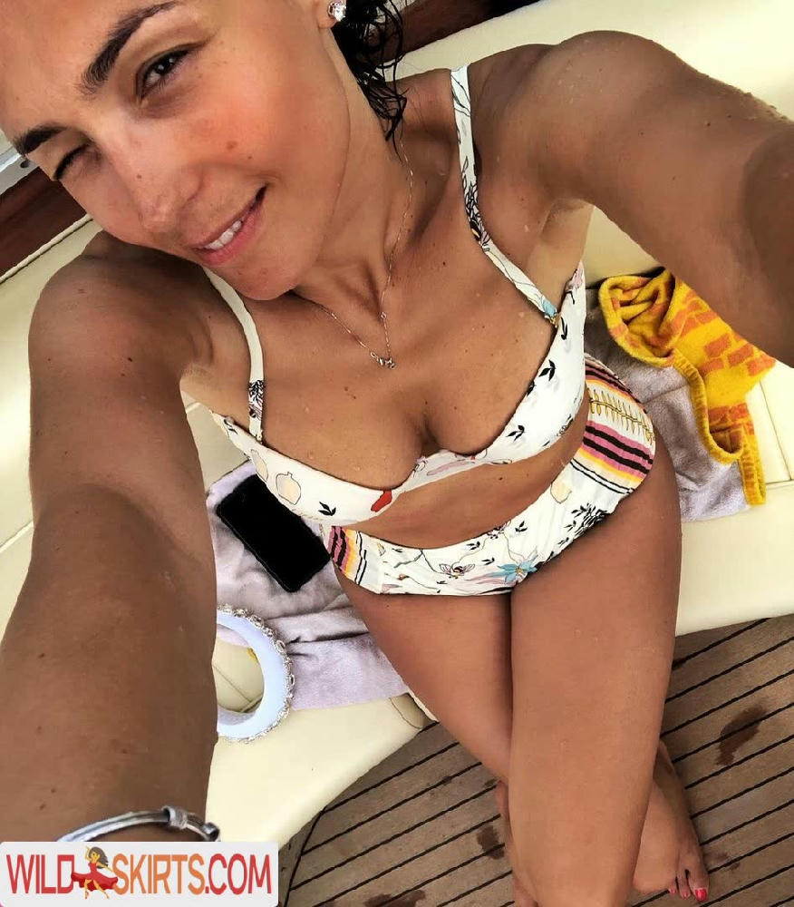 Caterina Balivo / caterinabalivo nude Instagram leaked photo #34