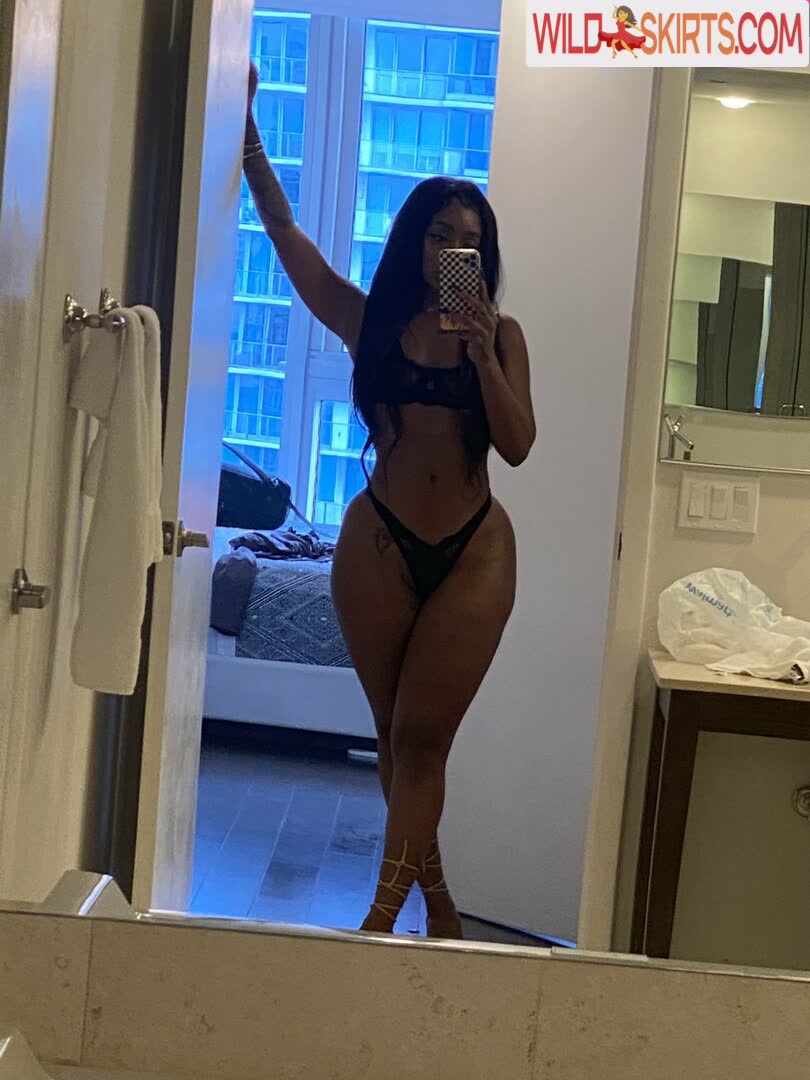 cathiimedialuna / cathiimedialuna / cathiimedialunaa / goodgirlgonebahd nude OnlyFans, Instagram leaked photo #12