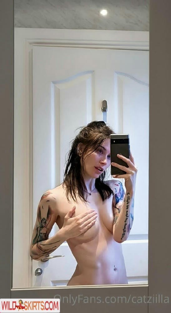 Catzilla / Catzii / catziilla / cptamaziing nude OnlyFans, Instagram leaked photo #39