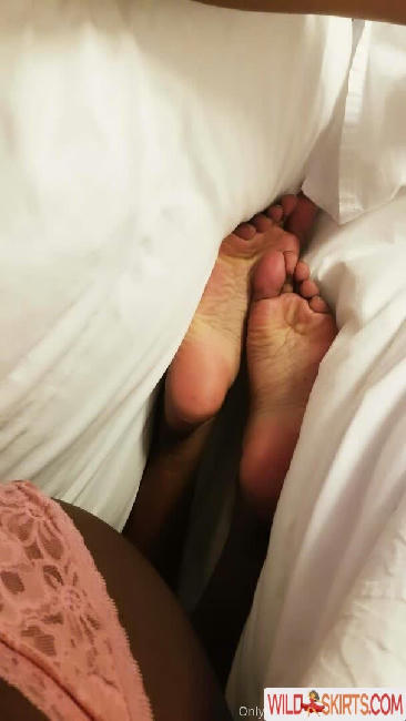 cfootgoddessx / cfootgoddessx / chocolate_foot_goddess nude OnlyFans, Instagram leaked photo #8