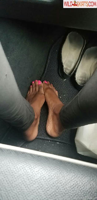 cfootgoddessx / cfootgoddessx / chocolate_foot_goddess nude OnlyFans, Instagram leaked photo #23