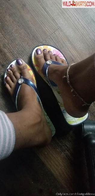 cfootgoddessx / cfootgoddessx / chocolate_foot_goddess nude OnlyFans, Instagram leaked photo #17