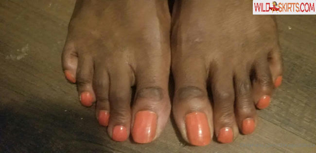 cfootgoddessx / cfootgoddessx / chocolate_foot_goddess nude OnlyFans, Instagram leaked photo #63