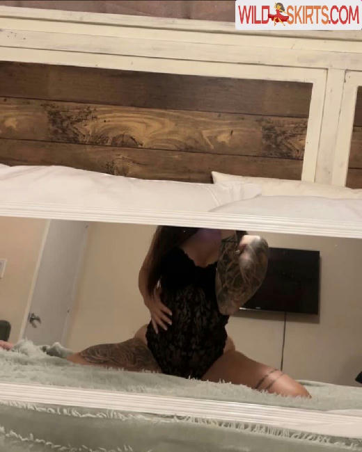 Chalina.I / chalina.l nude Instagram leaked photo #18