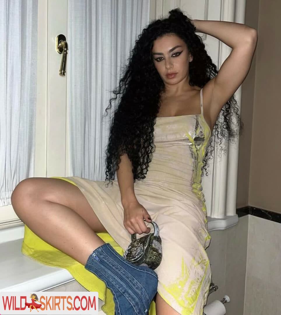 Charli XCX / charli_xcx / charlignarly nude OnlyFans, Instagram leaked photo #11