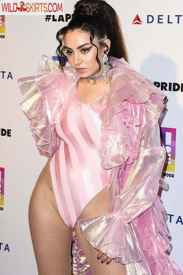 Charli XCX nude leaked photo #543