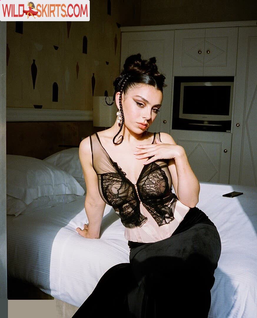 Charli XCX / charli_xcx / charlignarly nude OnlyFans, Instagram leaked photo #1