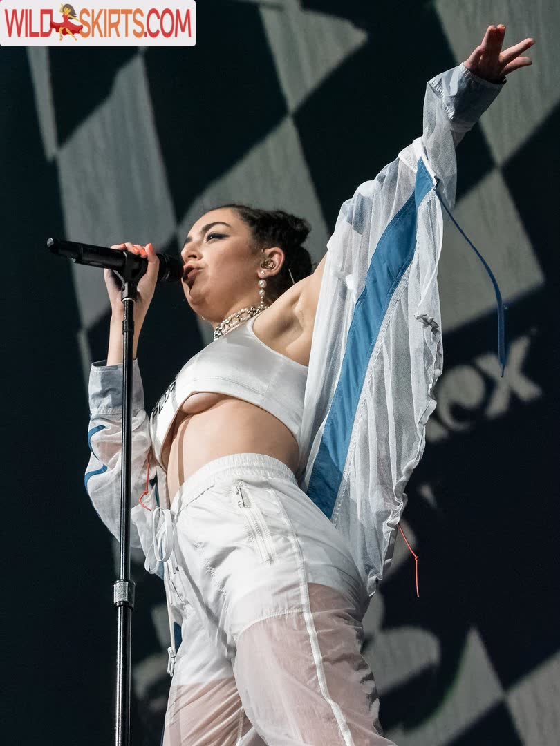 Charli XCX / charli_xcx / charlignarly nude OnlyFans, Instagram leaked photo #3