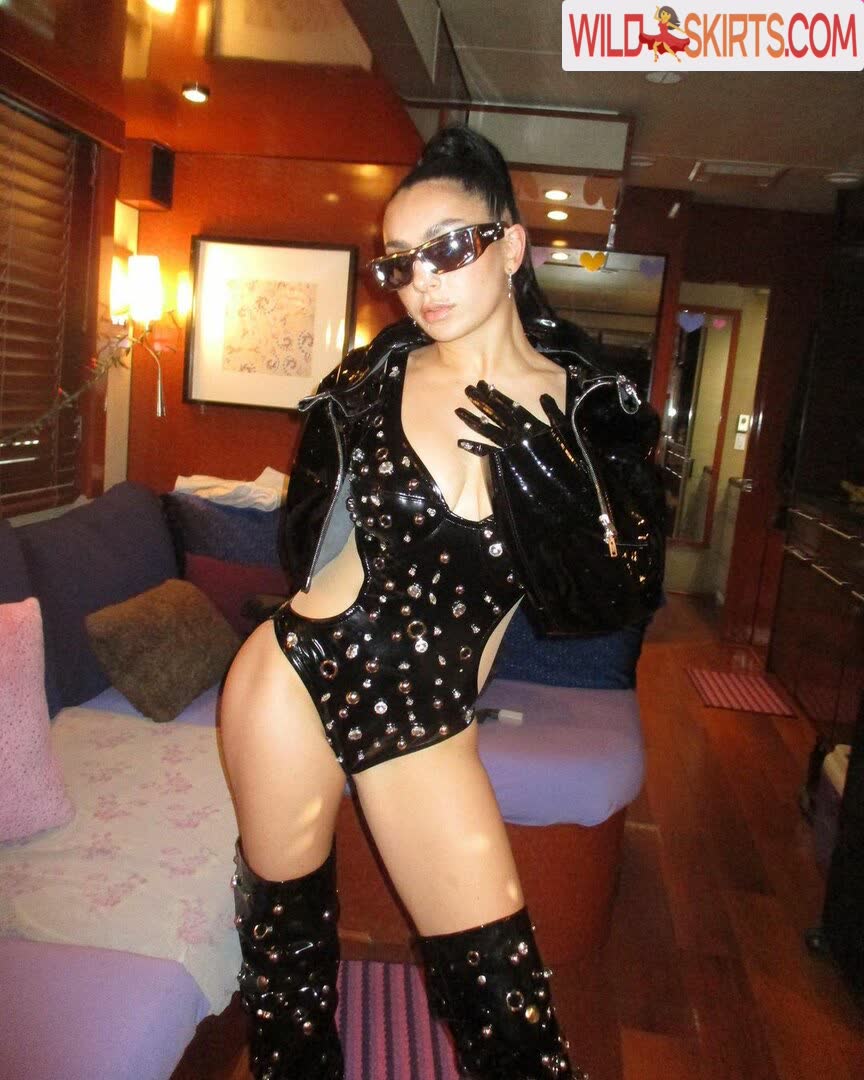 Charli XCX nude leaked photo #722