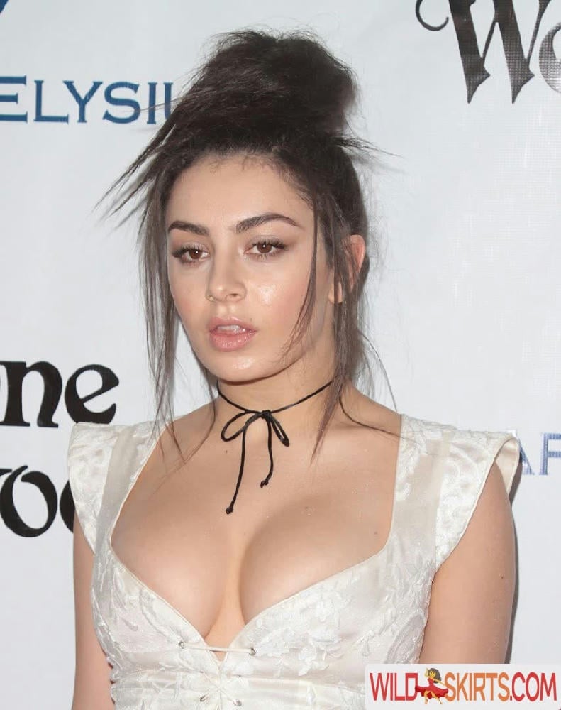 Charlie XCX / charli_xcx / charlignarly nude OnlyFans, Instagram leaked photo #8