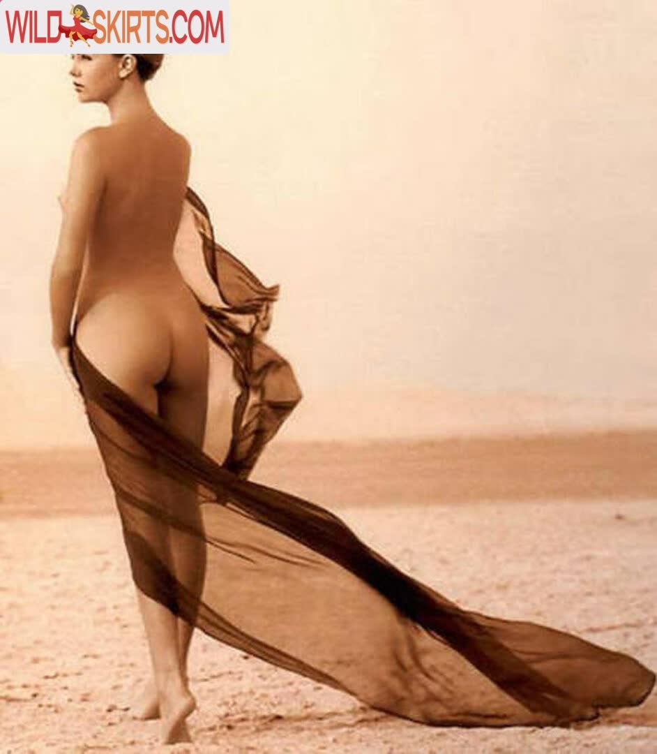 Charlize Theron / charlizeafrica nude Instagram leaked photo