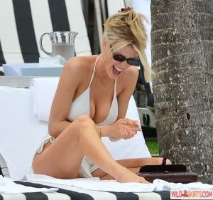 Charlotte McKinney nude leaked photo #139