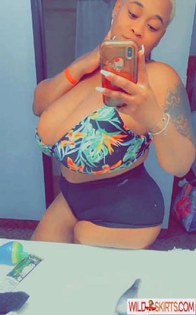 ChellMzDonald / chelld94 / chelle_booo nude OnlyFans, Instagram leaked photo #15