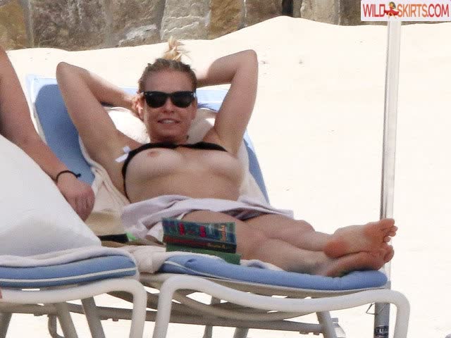 Chelsea Handler nude leaked photo #16