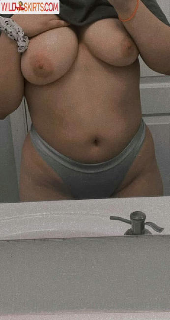 Chewyfruity nude leaked photo #3