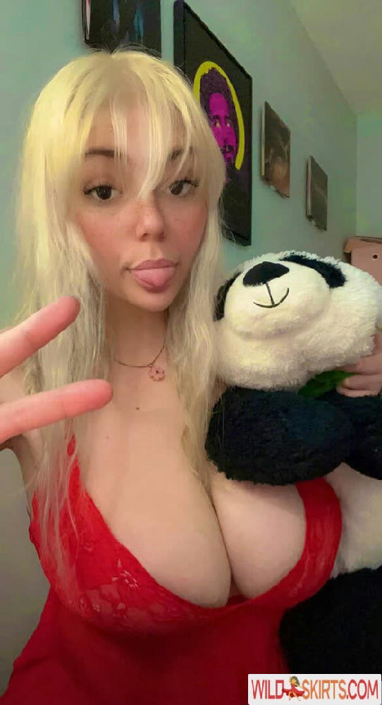 Chewywaifu / chewywaifu / thicc.chewy.waifu nude OnlyFans, Instagram leaked photo #4