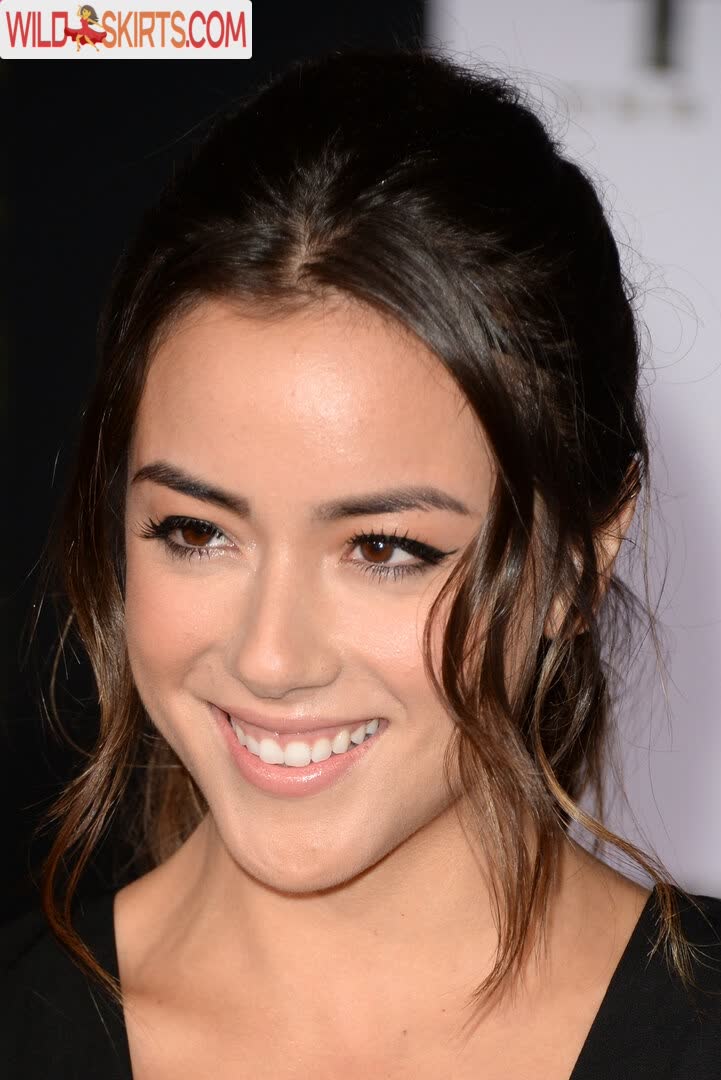 Chloe Bennet nude leaked photo #30