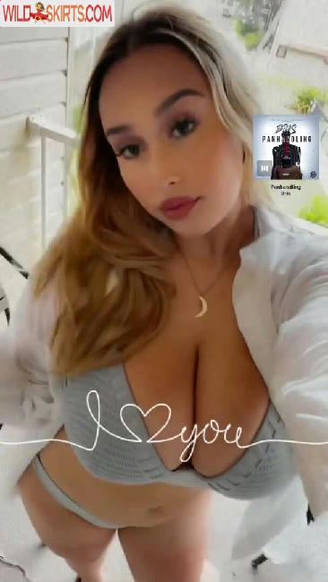 Chloe / chloe_b_chloe / chloebabyxxoo / chloeelisexoo nude OnlyFans, Instagram leaked photo #10