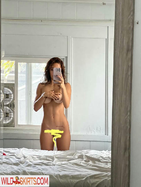 Chloepriv / Chloefanzi / _.chloepriv / chloepriv nude OnlyFans, Instagram leaked photo #39