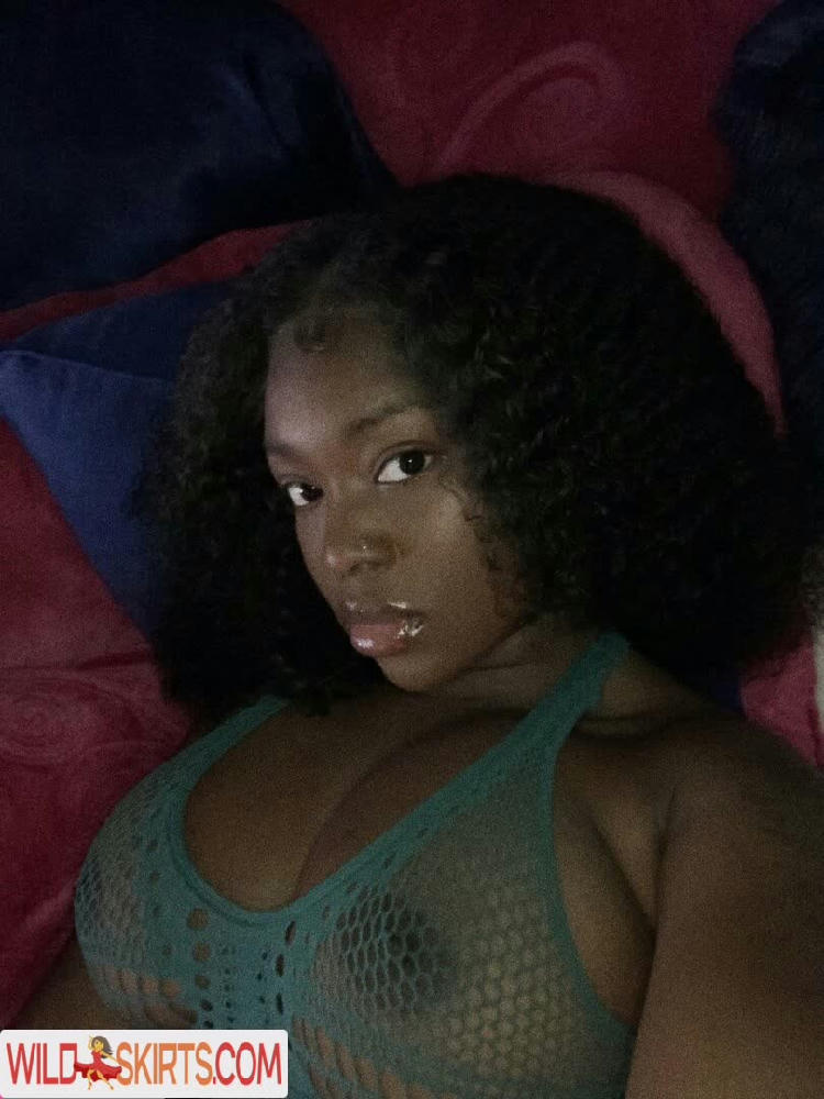 Chocolate Goddess / Cocopuffphatty / MissCocoPuffPhatty / __headoverheel / __headoverheels / chocolate_goddess / goddessphatty / kookooforcocopuffs nude OnlyFans, Instagram leaked photo #5