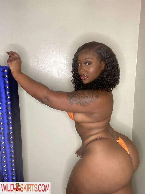 Chocolate Goddess / Cocopuffphatty / MissCocoPuffPhatty / __headoverheel / __headoverheels / chocolate_goddess / goddessphatty / kookooforcocopuffs nude OnlyFans, Instagram leaked photo #82