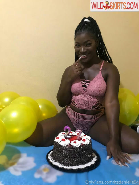 chocolate-kitti / chocolate-kitti / prettyhustlerrr nude OnlyFans, Instagram leaked photo #22