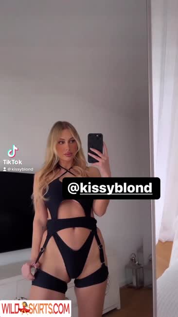 Chrissy_xoxo / chrissy_xoxo / its_chrissy_xoxo nude OnlyFans, Instagram leaked photo #7